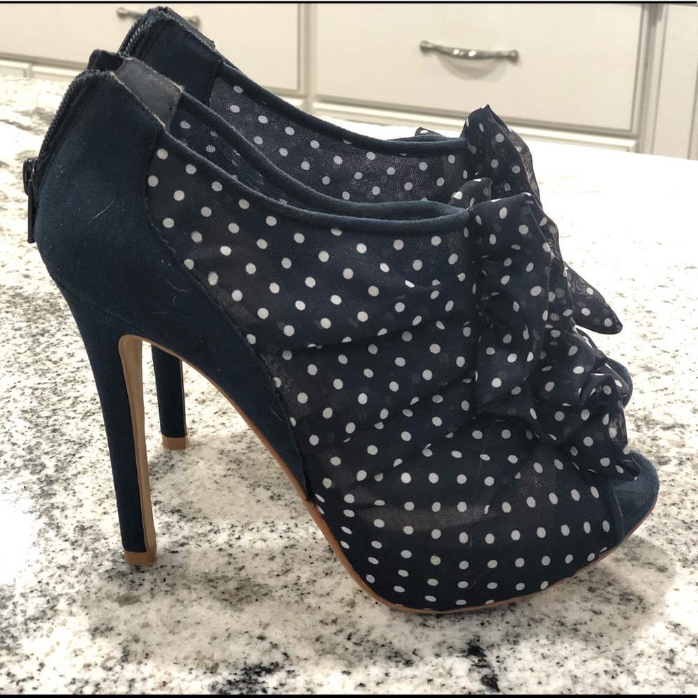 Marco Santi Navy and white polka dot booties